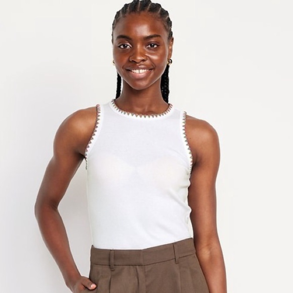 Old Navy High-Neck Crop Tank Top Rainbow Stitch Collar Calla Lilies